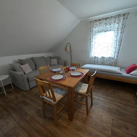 Brusinka Apartmán Kasperske Hory
